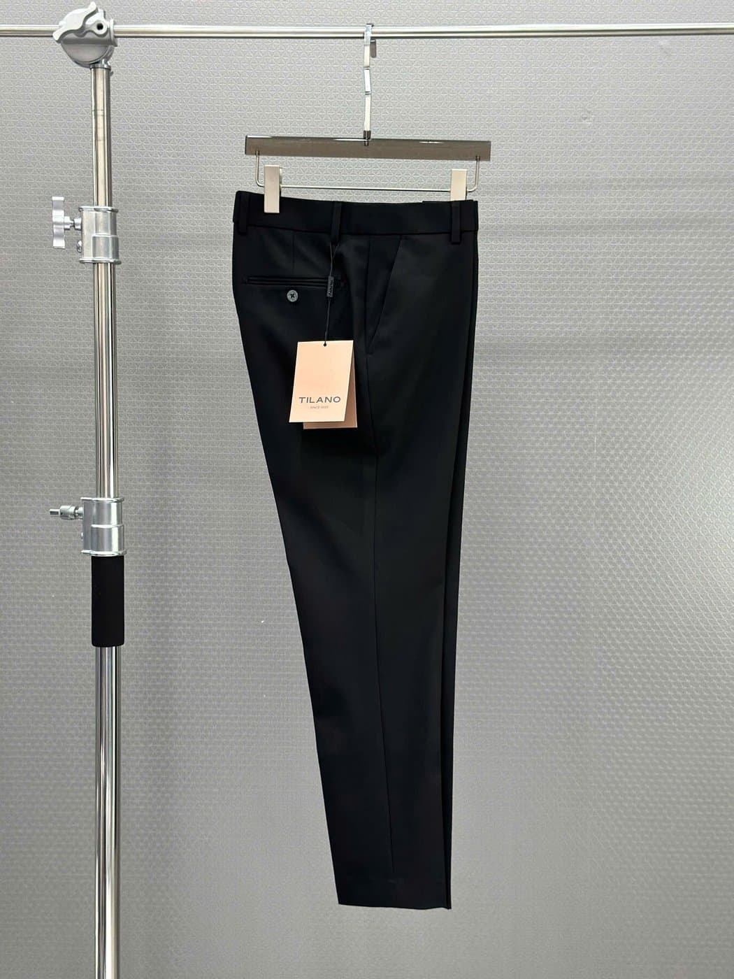 Quần Âu Slim Fit Đen 11