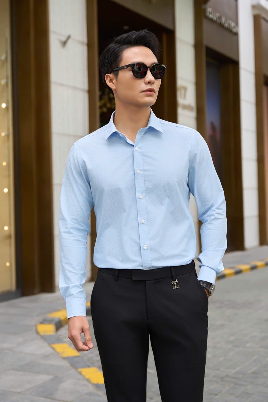 Sơ Mi Xanh Nhạt Công Sở 3